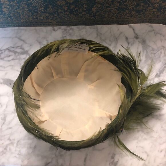 Vintage Handmade Mertize Millinery Feather Hat - Picture 12 of 12